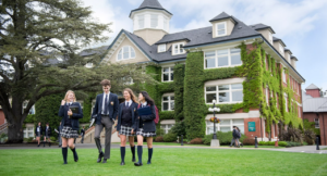 Read more about the article Public Vs. Private Schools In Canada