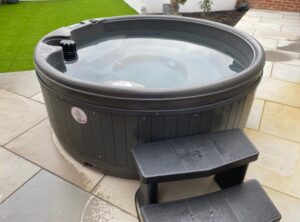 Read more about the article The Essential Guide to HSG282 Compliant Hot Tubs: What You Need to Know