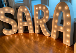 Read more about the article Large Light Up Letters: Illuminations Of An Elegant Touch